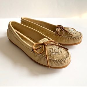 Minnetonka Deerskin Beaded Moccasins in Champagne